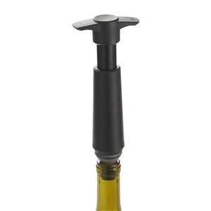 Wine Saver with 2 Vacuum Stoppers